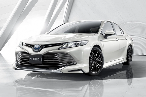 Toyota Camry 2017, седан, 9 поколение, XV70 (01.2017 - 01.2021)
