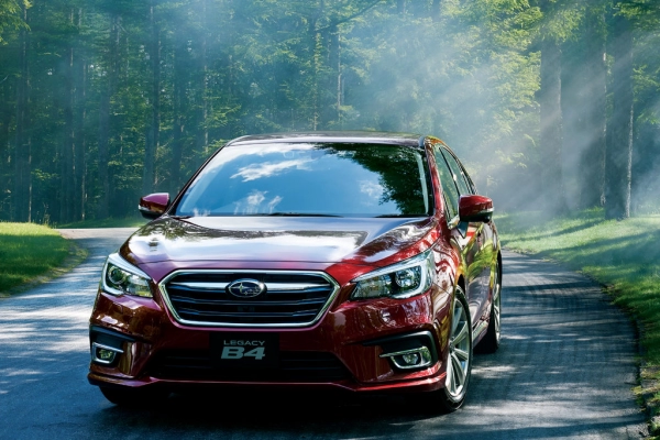 Subaru Legacy B4 рестайлинг 2017, седан, 6 поколение (10.2017 - 07.2020)