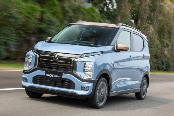 Mitsubishi eK X EV 2022, хэтчбек 5 дв., 1 поколение (05.2022 - н.в.)
