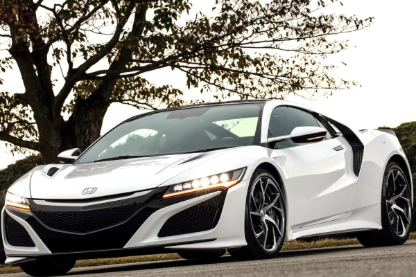 Honda NSX 2017, купе, 2 поколение (02.2017 - 07.2021)